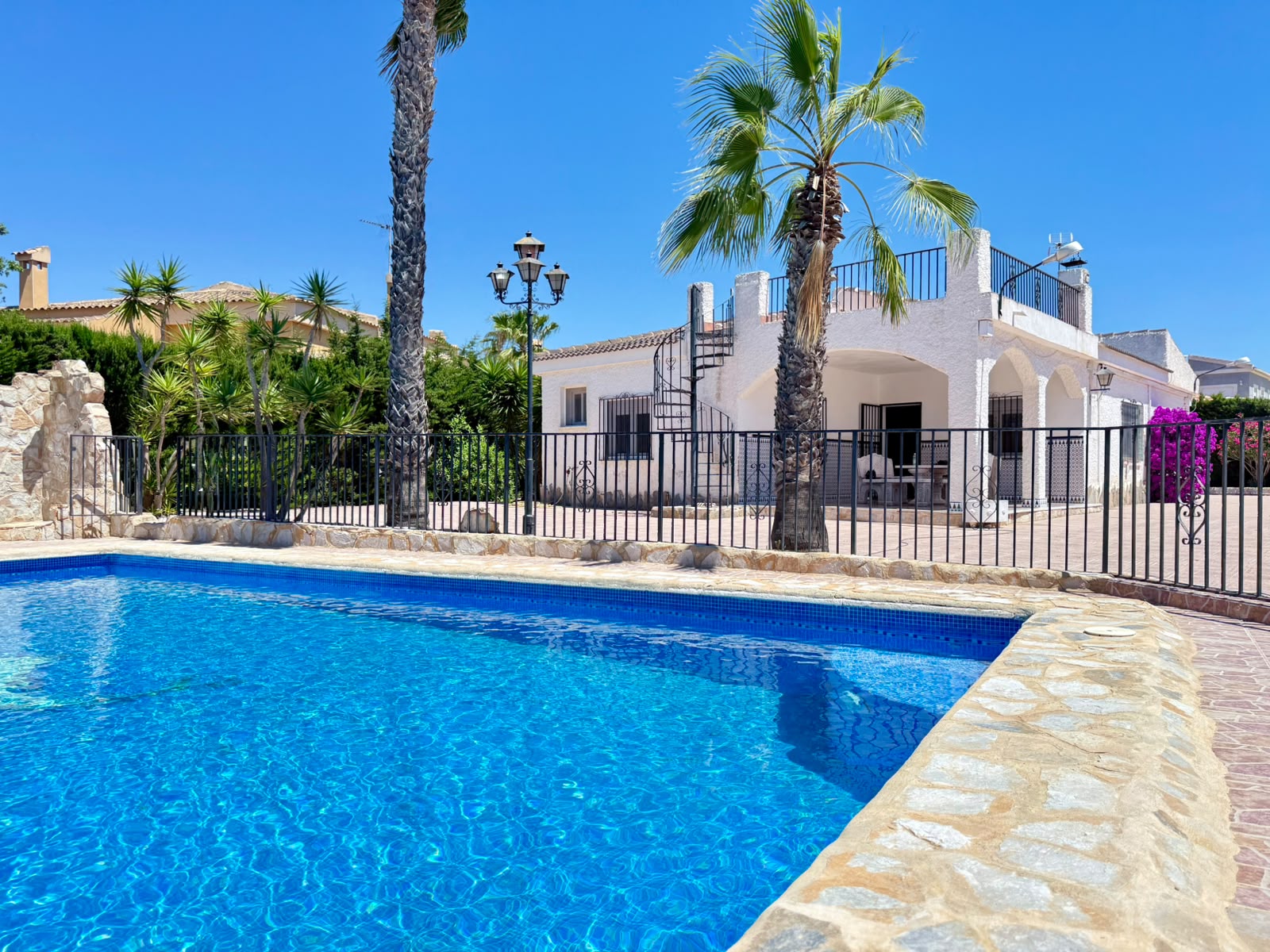 Apartment La Marina