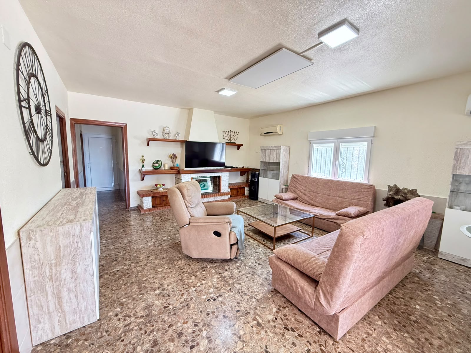 Apartment La Marina